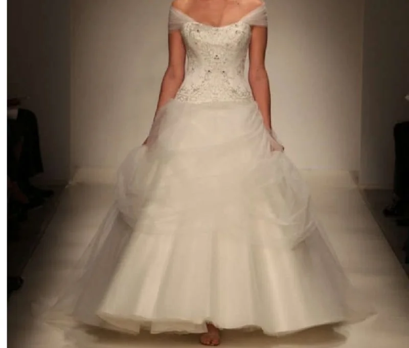 Don't Miss Alfred Angelo 206W