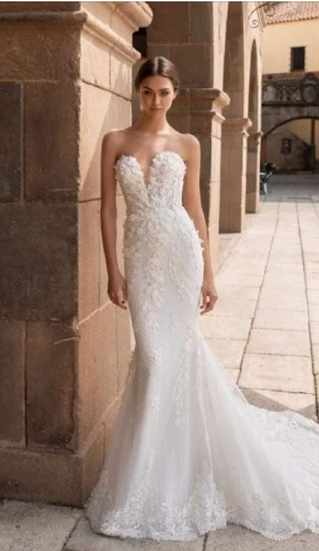 Special Promotion Pronovias Aethra