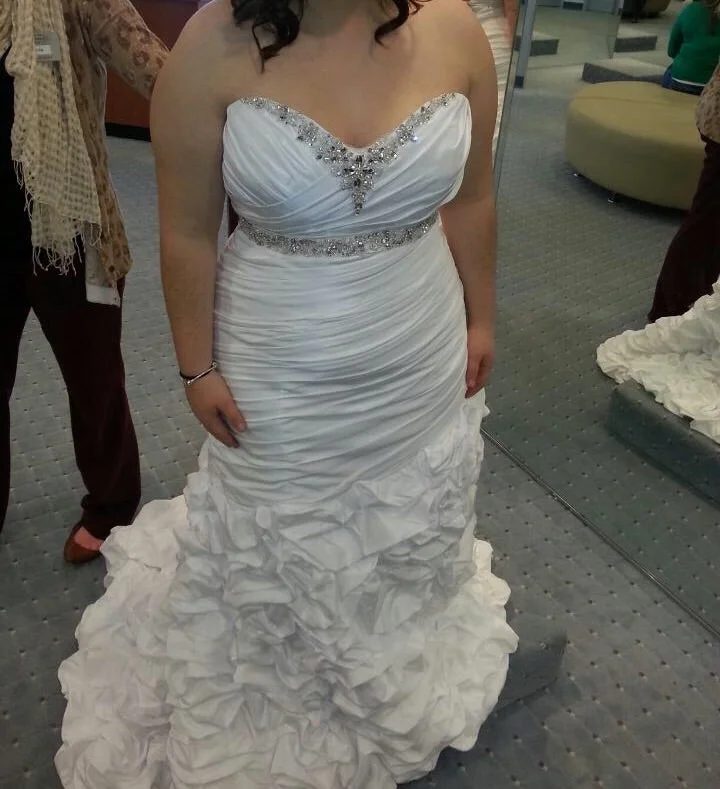 New Arrival Alfred Angelo 2117w