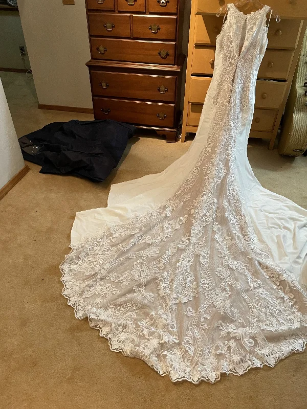 Limited Availability Sottero & Midgley Kevyn