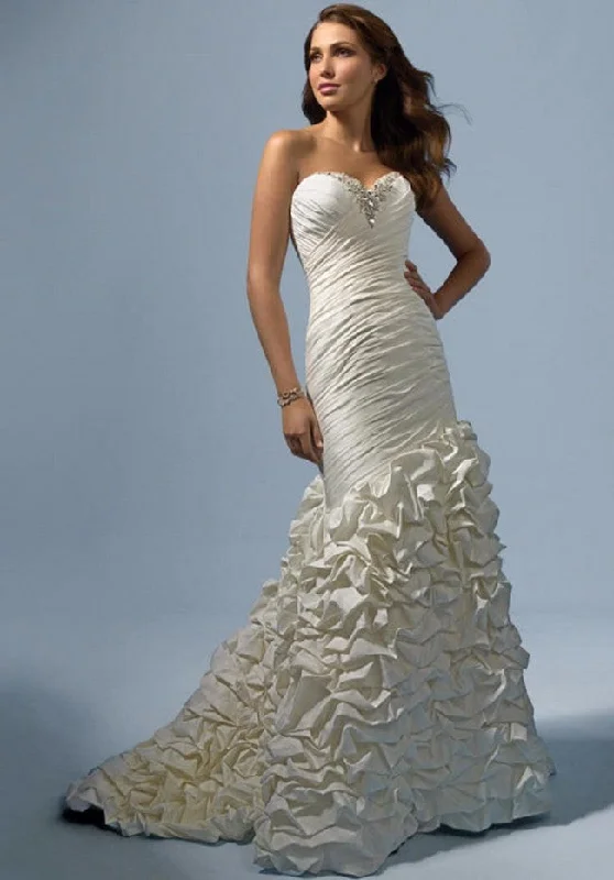 Super Sale Alfred Angelo 2117