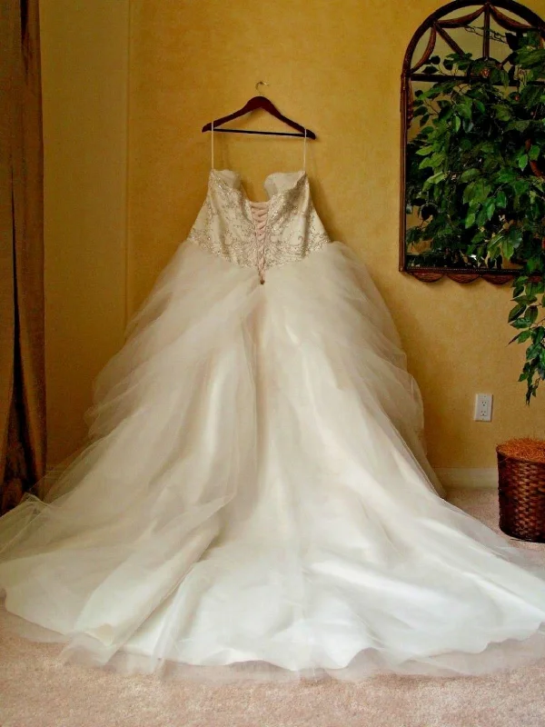 Weekend Deal Alfred Angelo 206 / Belle