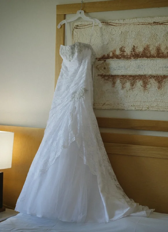 Reduced Prices David's Bridal YP3344