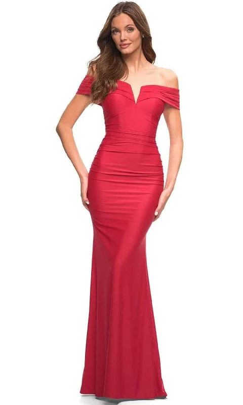 Exclusive Deal La Femme - 30582 Off Shoulder Ruched Gown