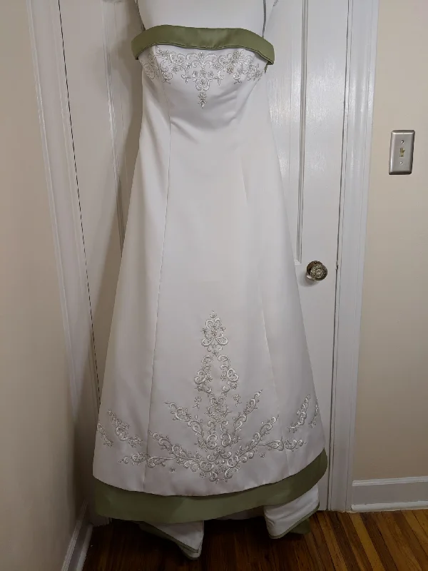 Crazy Deals Alfred Angelo 1797