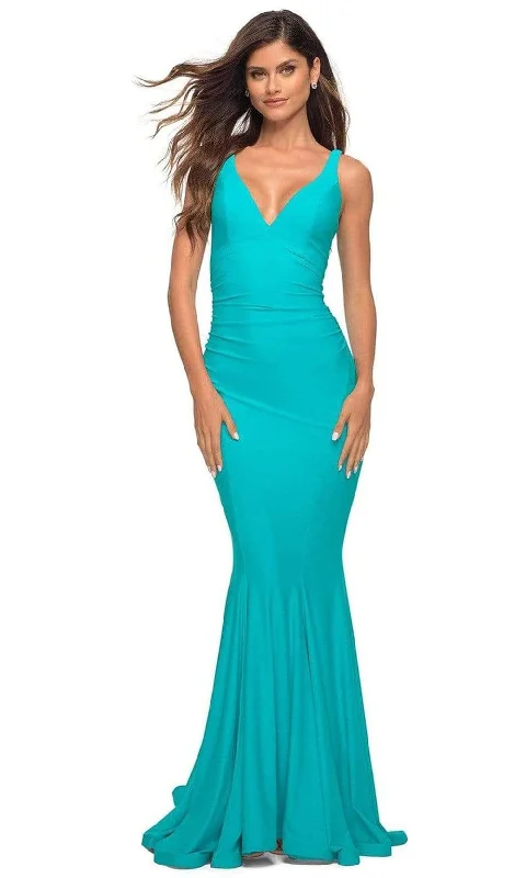 Weekend Deal La Femme - 30746 Ruche-Ornate Mermaid Gown