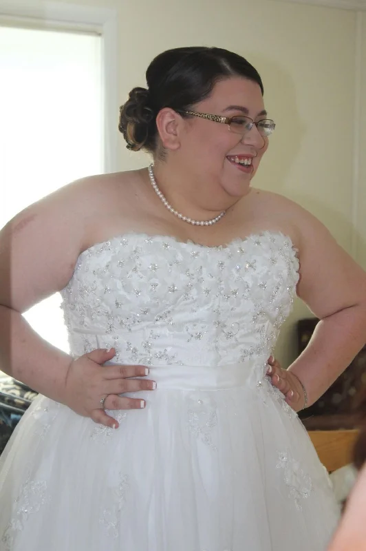 Limited Availability Alfred Angelo 207