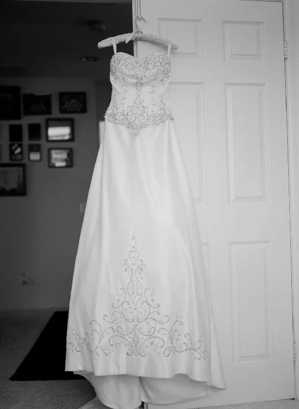 Deal Frenzy Alfred Angelo 1973V