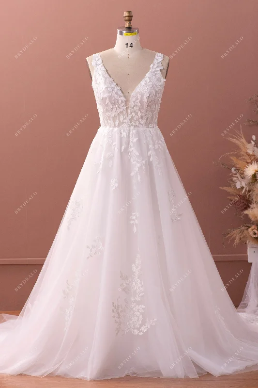 Act Now Plunging Neck Leaf Lace Tulle Wholesale Wedding Ball Gown