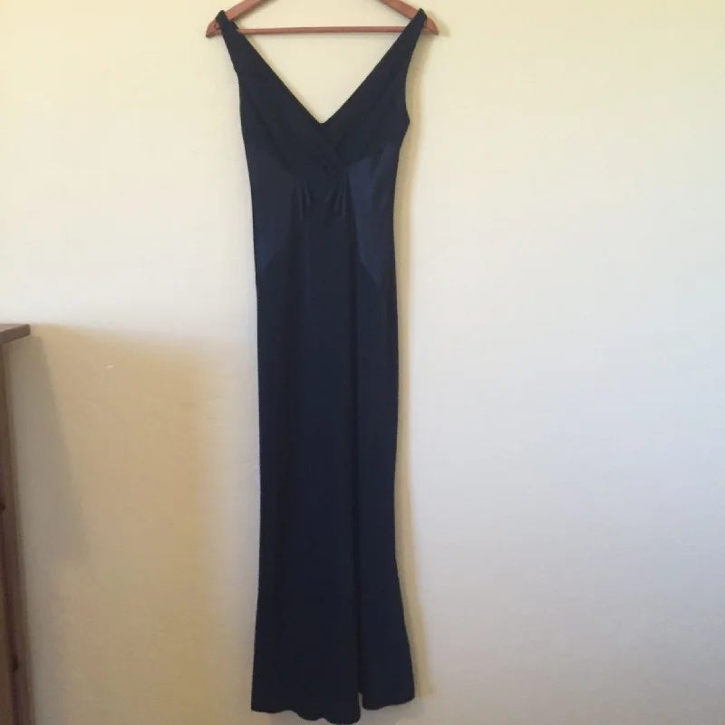 Best Seller Other Jones of New York Evening Gown