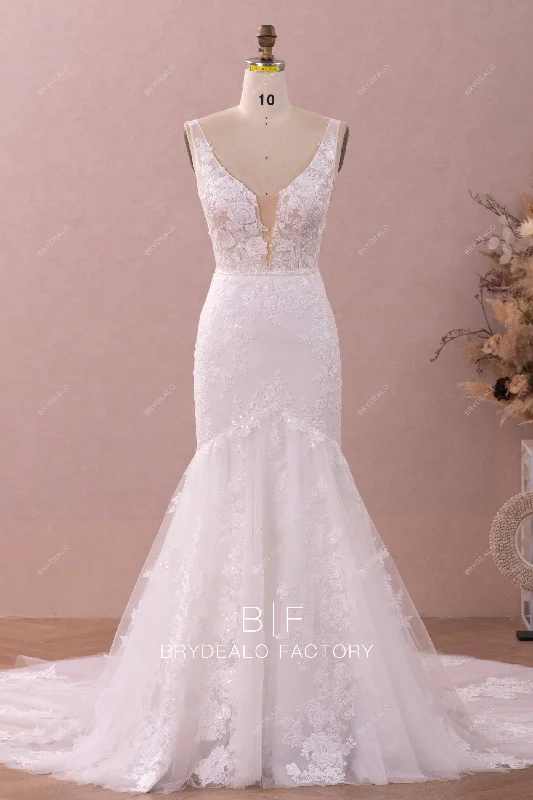 Quick Sale Plunging Neck Lace Overlaid Trumpet Wholesale Wedding Dress