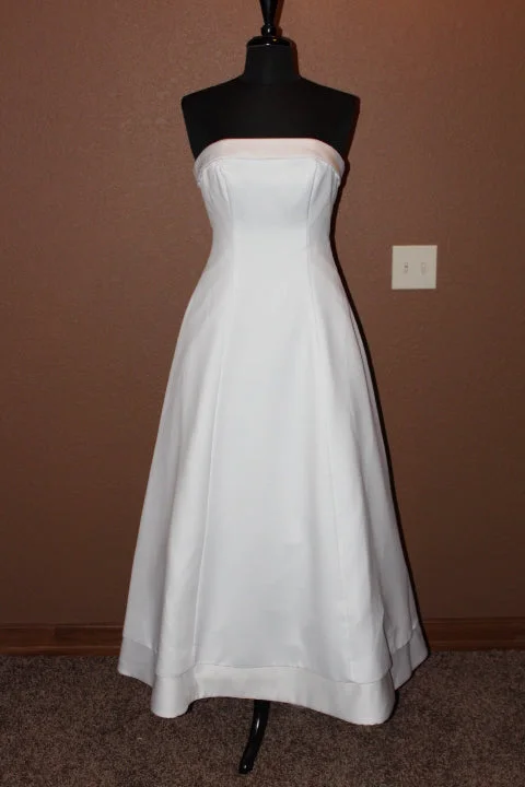 Online Only Alfred Angelo 1797
