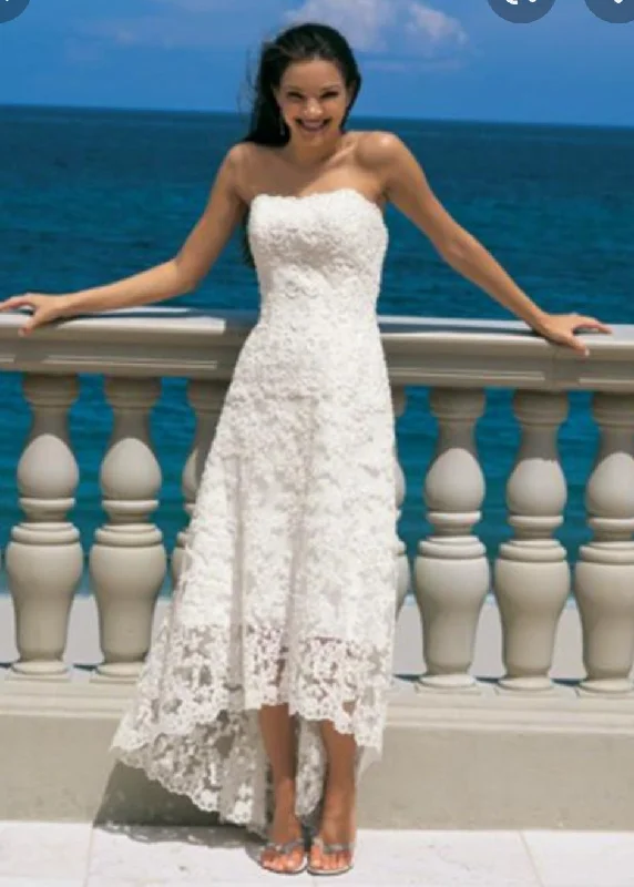Season Finale Sale Alfred Angelo 1774NT