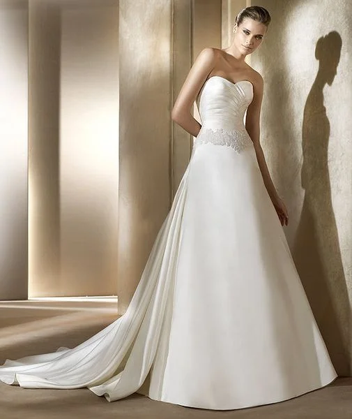 Daily Deals Pronovias 6222