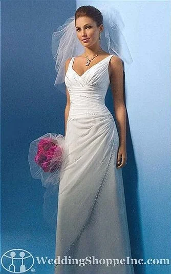 Online Only Alfred Angelo 2070