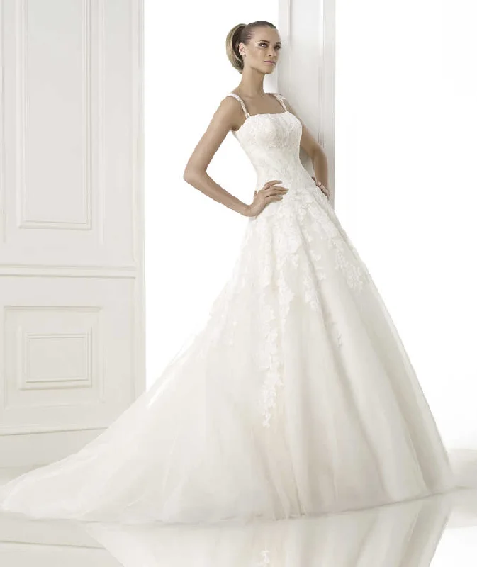 Members Only Pronovias Bilma