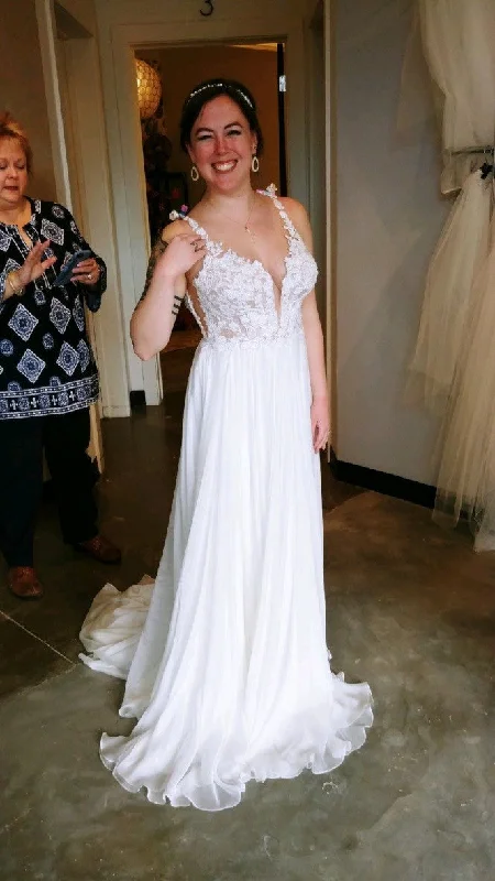 Discount Mania Martina Liana Summer Lace Wedding Dress with Sheer Bodice (1150)