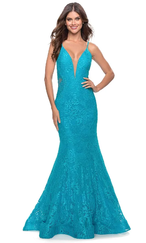 Online Only La Femme 31512 - Beaded Lace Classic Prom Dress