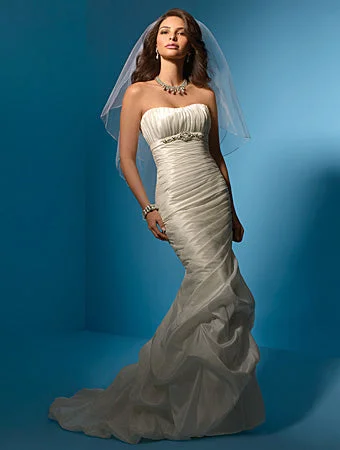 Act Now Alfred Angelo 2043