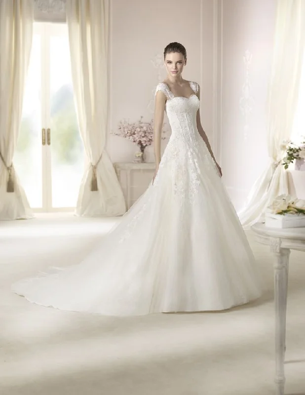Super Savings Pronovias Daren