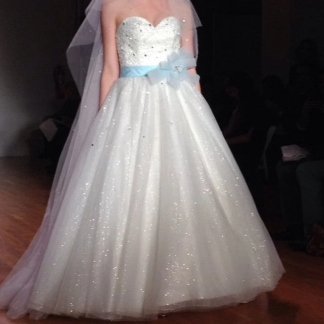 TIME-Limited Offer Alfred Angelo 2014 Cinderella