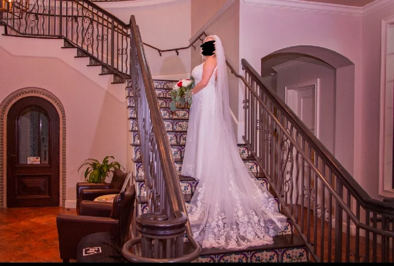 Act Now Other White Closet Boutique Designer- Tampa FL