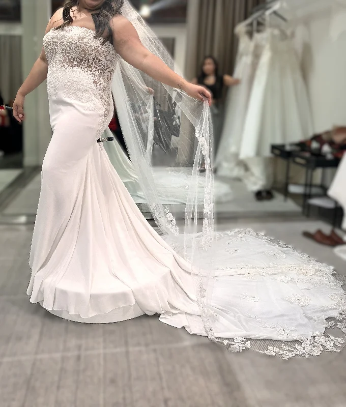 Closeout Pronovias Novak