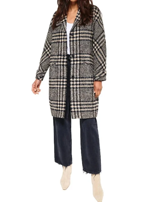 Unbeatable Prices Cocoon Overcoat In Black/oat Plaid