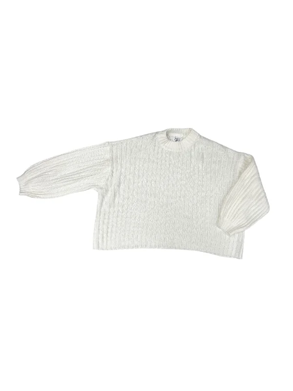 Sweater By Clothes Mentor In White