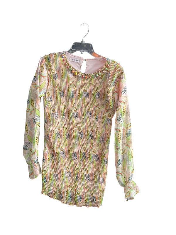 Referral Discount Top Long Sleeve By Gold is World  In Floral Print, Size: M