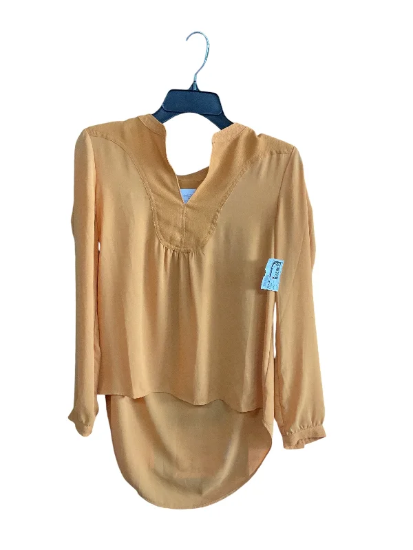 Discount Extravaganza Top Long Sleeve By Hd In Paris In Mustard, Size: 4
