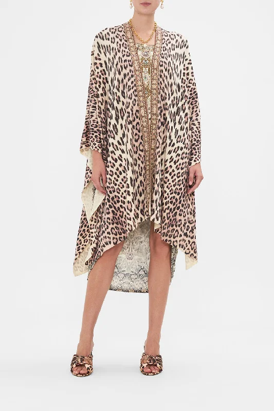 Price Buster PRINTED KNIT THROW OVER LOOKING GLASS HOUSES