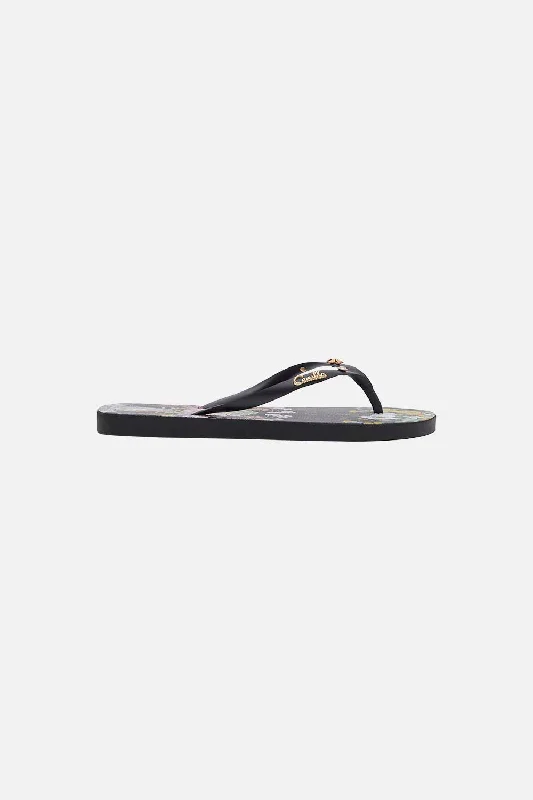 Bonus Savings THONGS WE WORE FOLKLORE