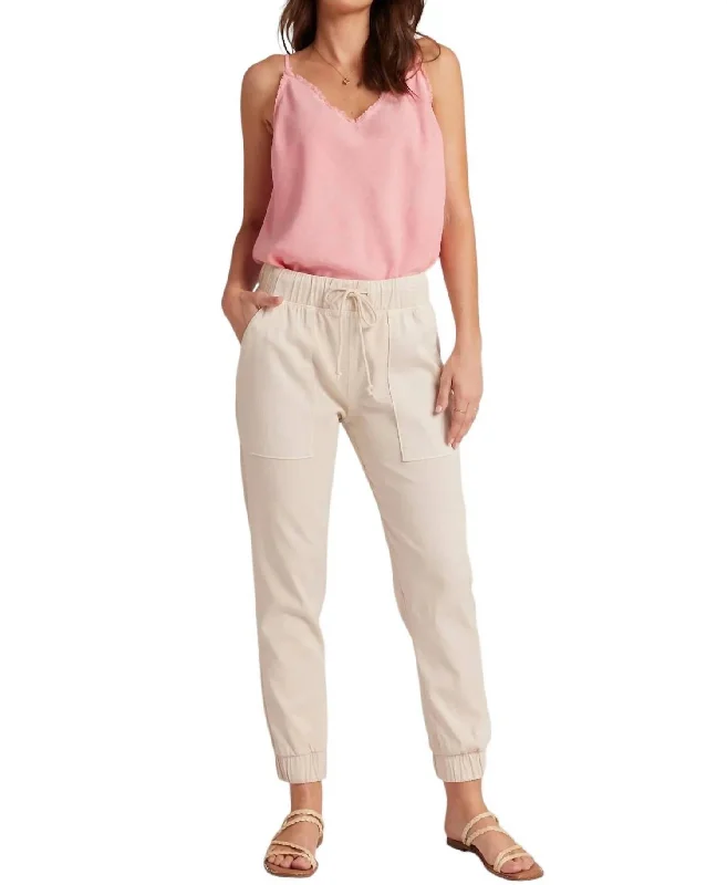 Holiday Sale Pocket Jogger In Cliffside