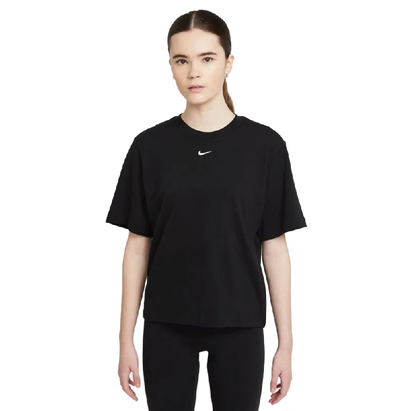 Online Only Nike Women's Sportswear Essential Boxy Tee