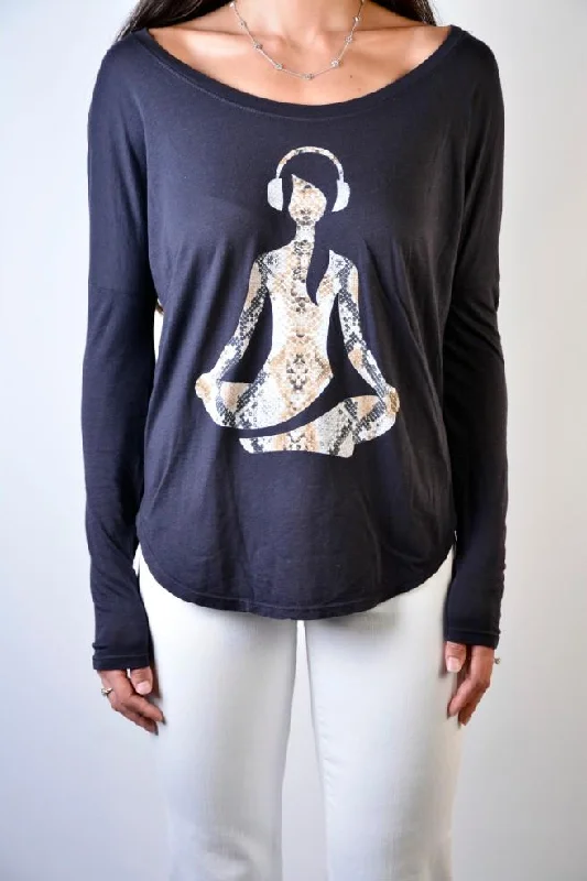 Anniversary Sale Rie + Ryn Python Girl Long Sleeve Pullover
