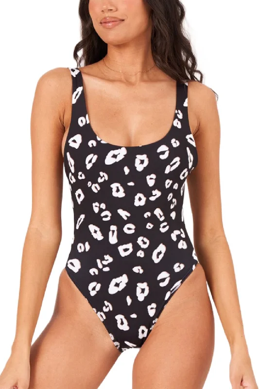 Deal Dash Onzie Flow High Leg One Piece Swimsuit 6006